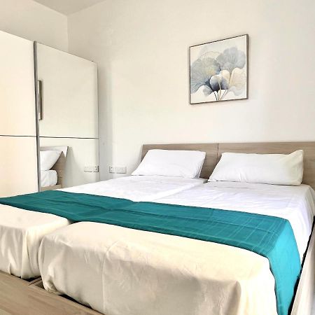Condo With Patio Overlooking Piazza Gzira Dış mekan fotoğraf